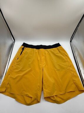 Ten Thousand Interval 7in UnLined Active Workout Shorts
